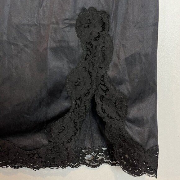 Vintage Vasserette Black Half Slip Size Small Lace Trim Slit Midi Length - Picture 2 of 8